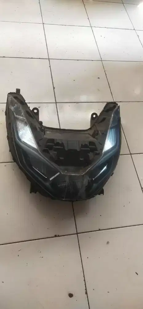 Reflektor original PCX..kaca mika pecah