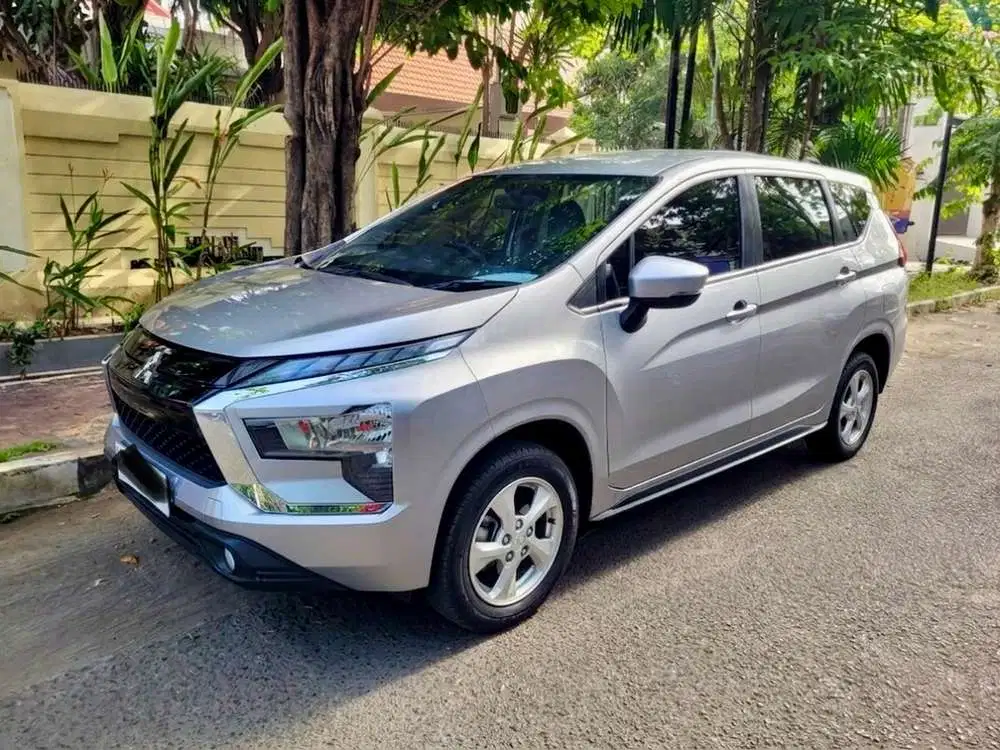 Mitsubishi Xpander GLS Manual 2022 Silver Mulus Like New