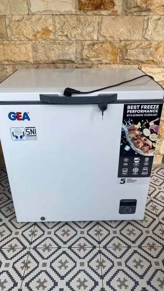 Jual Freezer merk Gea