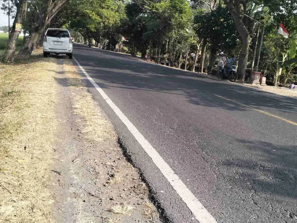 dijual lahan komersil plot industri di Mojokerto
