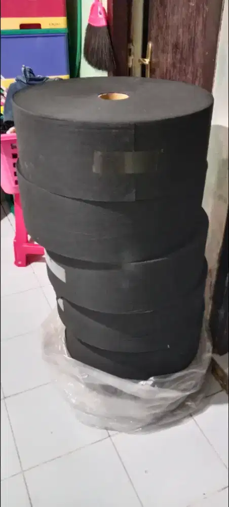 Kain karbon gulungan