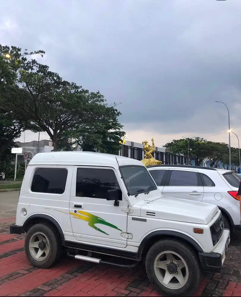 DIJUAL JIMNY KATANA 1995