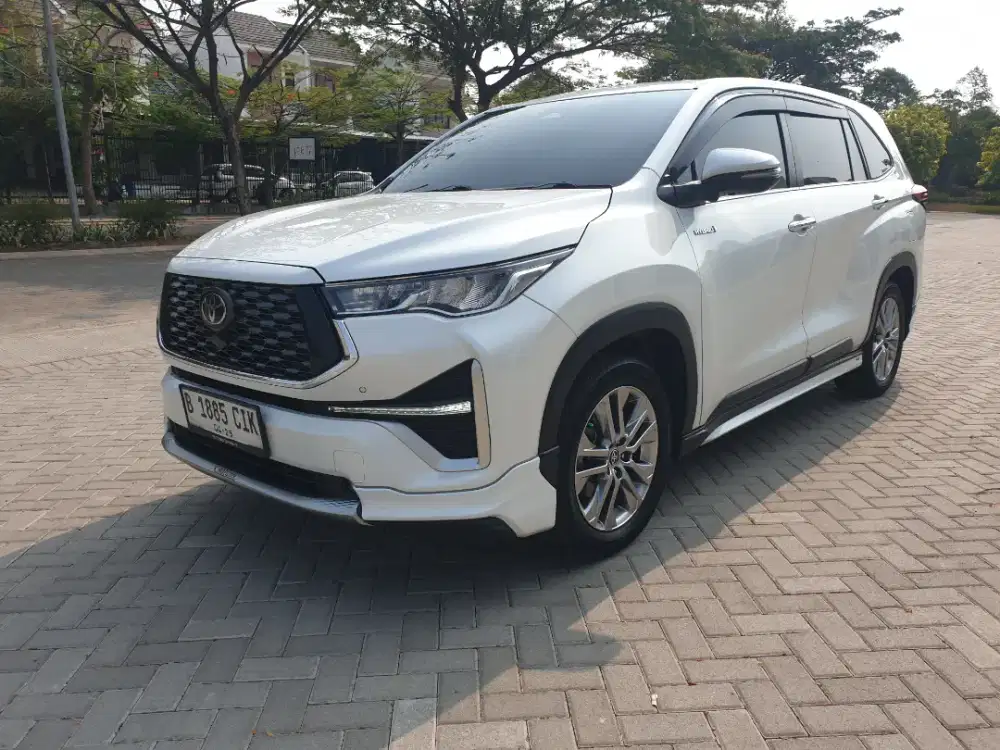 Zenix Q Modelista 2023 Spesial Condition