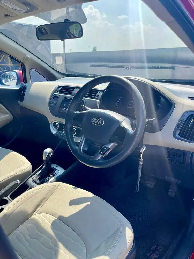 Kia Rio 2014 Bensin