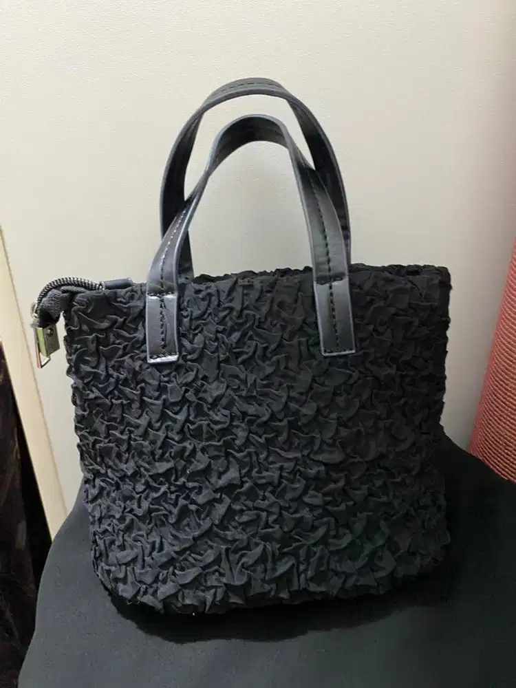 dua slingbag preloved