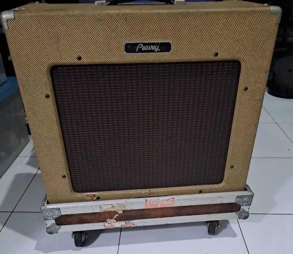 Ampli Tabung Vintage Peavey Delta Blues 115