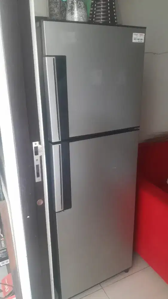 Dijual Kulkas 2 pintu