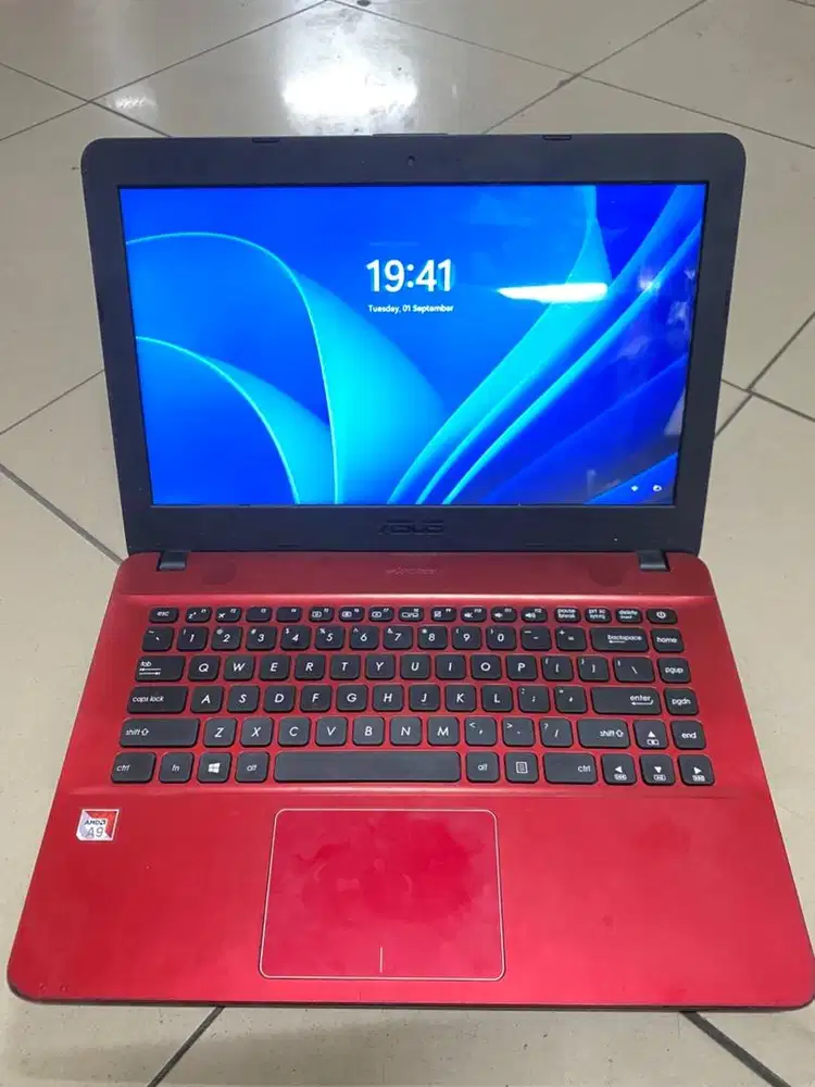 laptop asus vivobok x441M