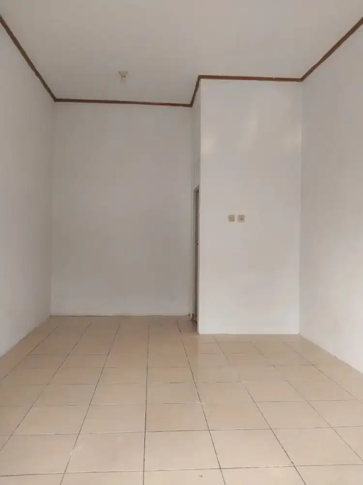 Disewakan Kios Siap Pakai(Pertahun)