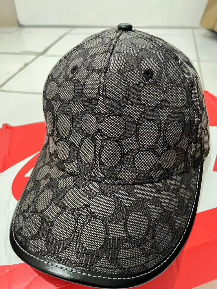 Coach Signature Canvas Cap Original