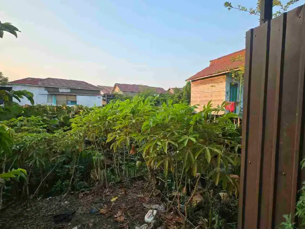 DIJUAL – Tanah SHM 170 m² Bonus Garasi Dekat Pasar Ahad