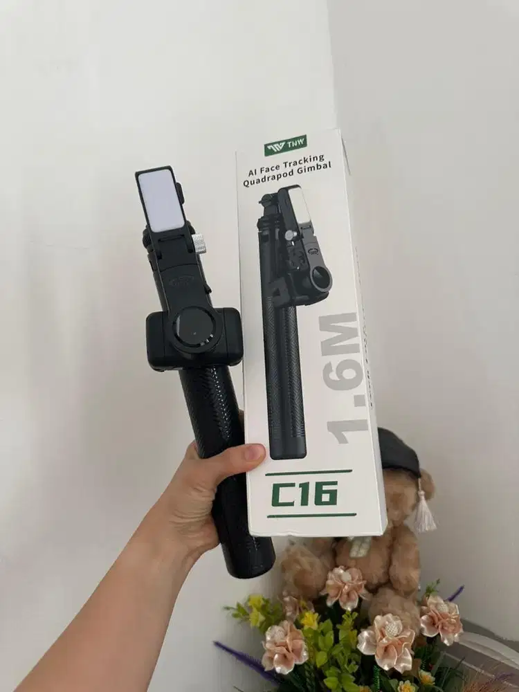 TNW C16 AI Gimbal stabilizer auto face tracking teipod tongsis