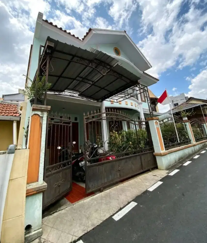 RUMAH PLUS KOST WONODRI SRIWIJAYA