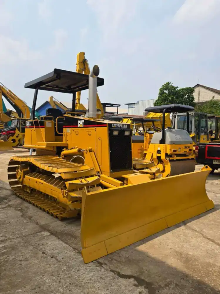 Bulldozer Caterpillar D3C Tahun 2026