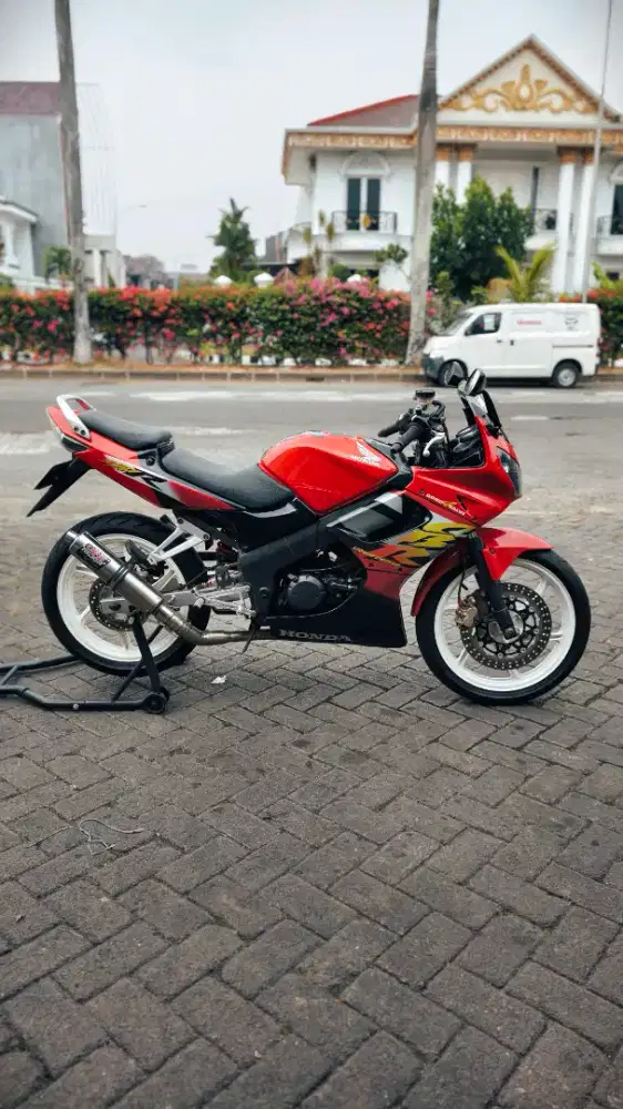 Honda CBR 150 built up pajak panjang