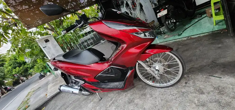 Pcx 150 merah maron