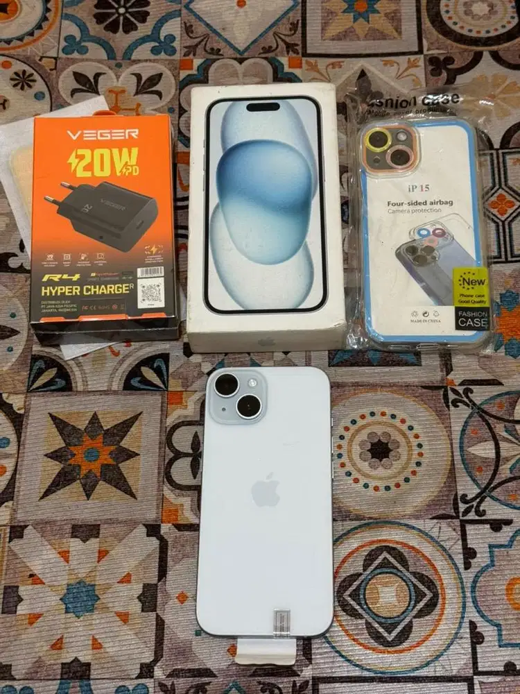 iPhone 15 128GB iBox Like New