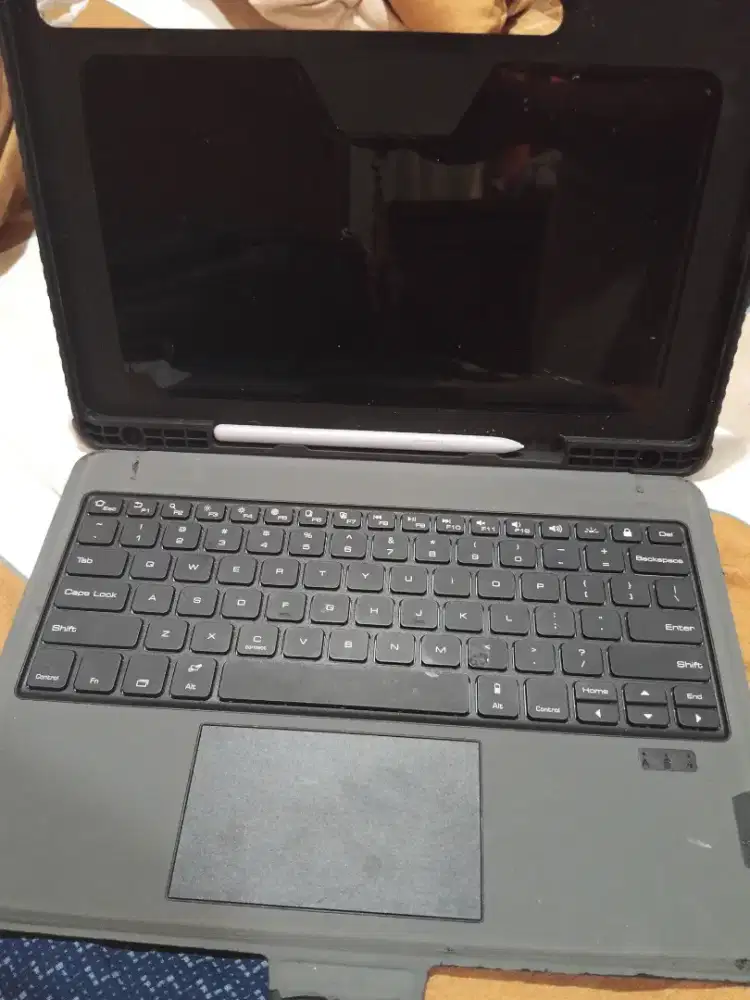 Keyboard Case Samsung Galaxy Tab S7+/s8+ Merk Niilkin