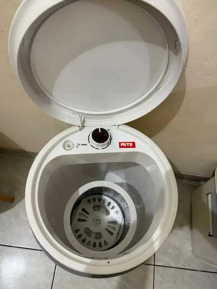 Mesin Cuci Portable Mito 3,5 KG
