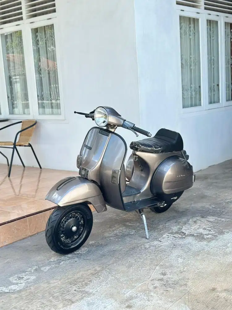 Vespa exclusive / pxe 1984