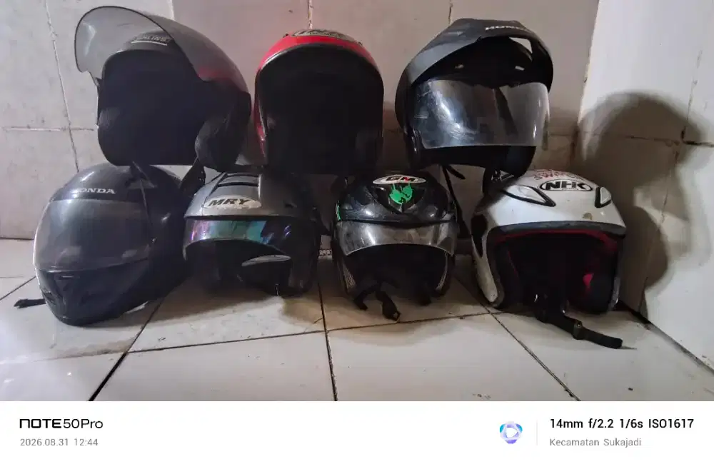 Helm murah merk macam macam