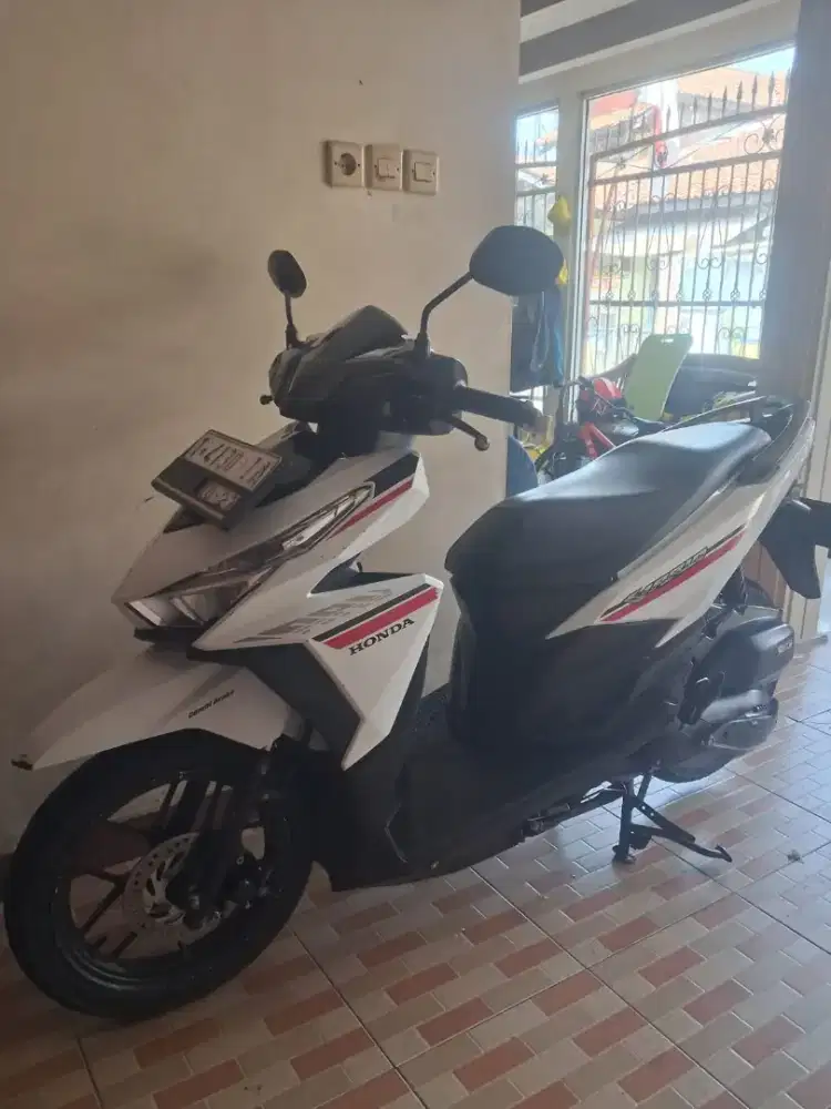 HONDA VARIO LED 125 CBS PLAT PURWAKARTA