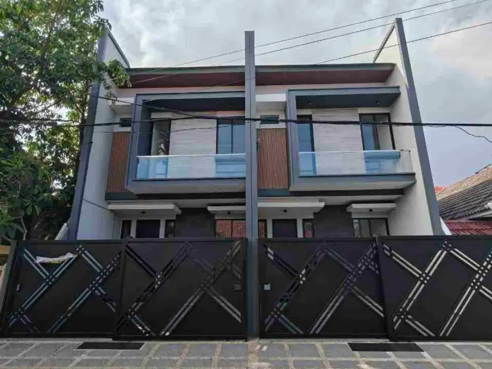 Baru Gress‼Rumah Manyar Tirtoyoso Tengah Kota Surabaya