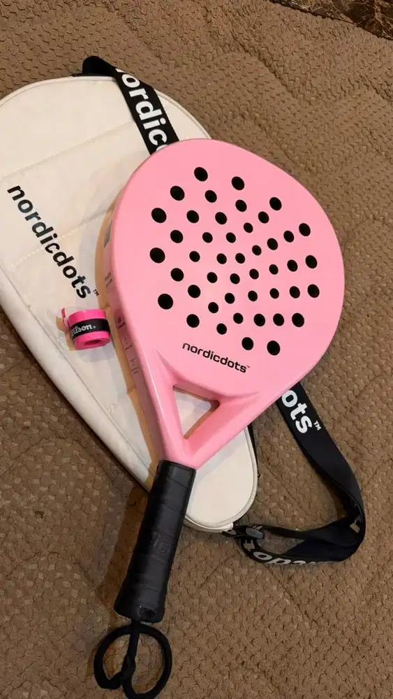 raket padel pink nordicdots