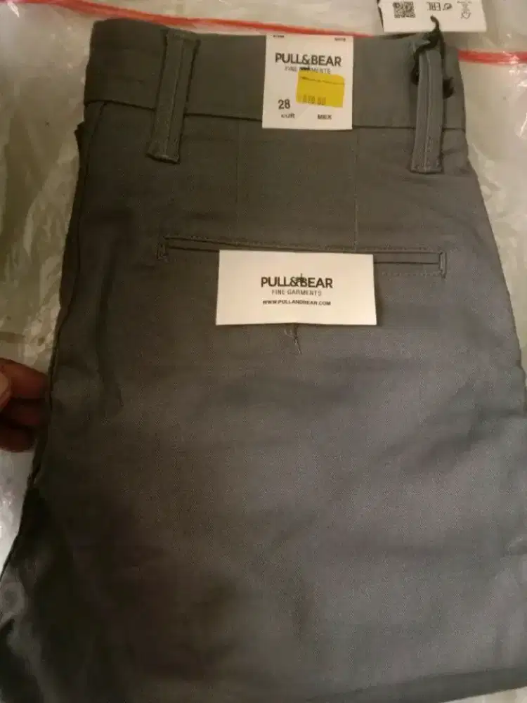 Celana Chinos Pull&bear