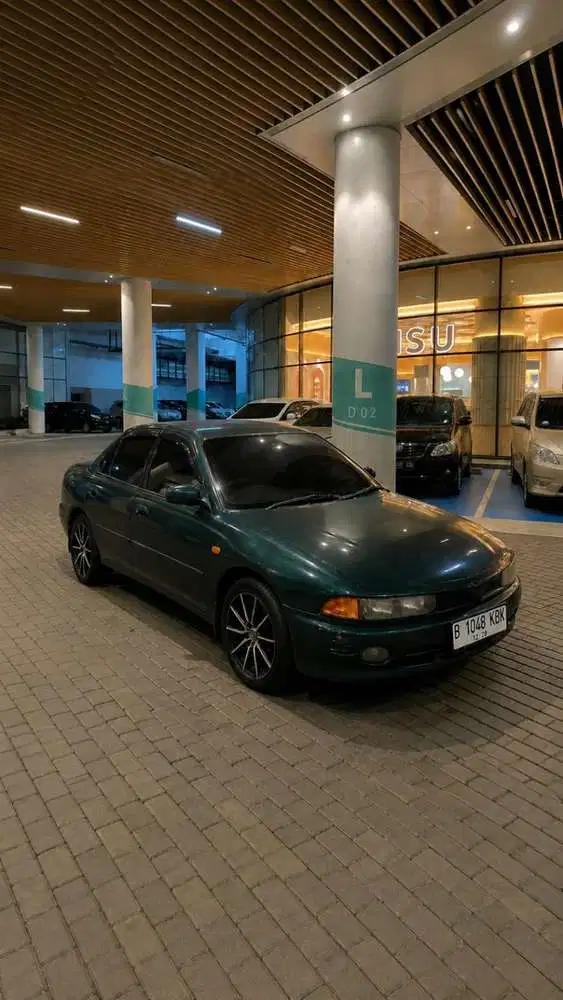 Mitsubishi Galant 1995 Bensin