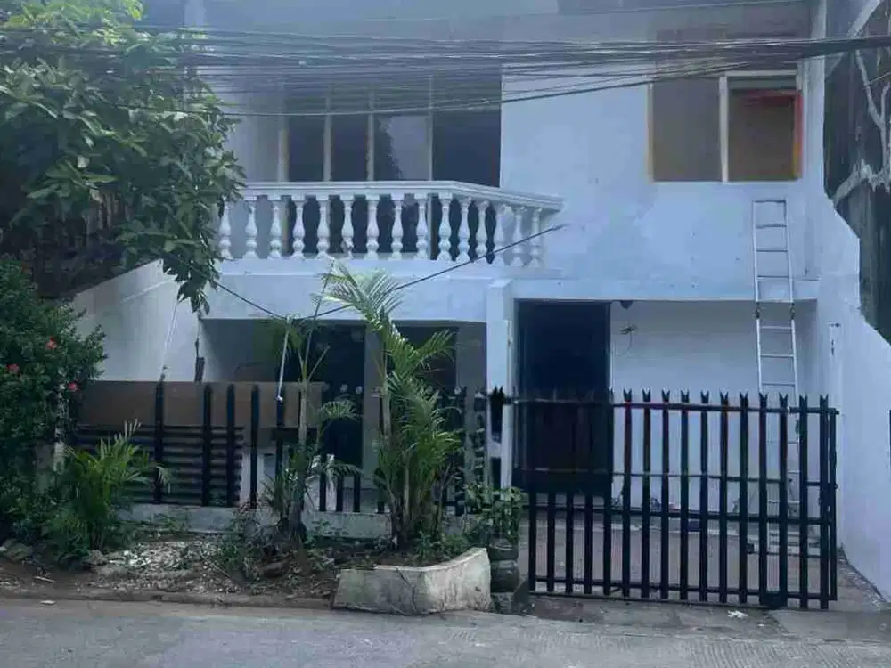 DIJUAL CEPAT – Rumah Strategis 2 Lantai di Pademangan Raya 2, Jakarta Utara