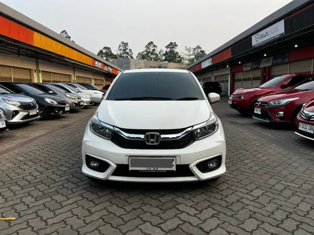 HONDA BRIO E CVT 2023 LOW KM 40 RB WHITE EDITION RARE ITEM !!