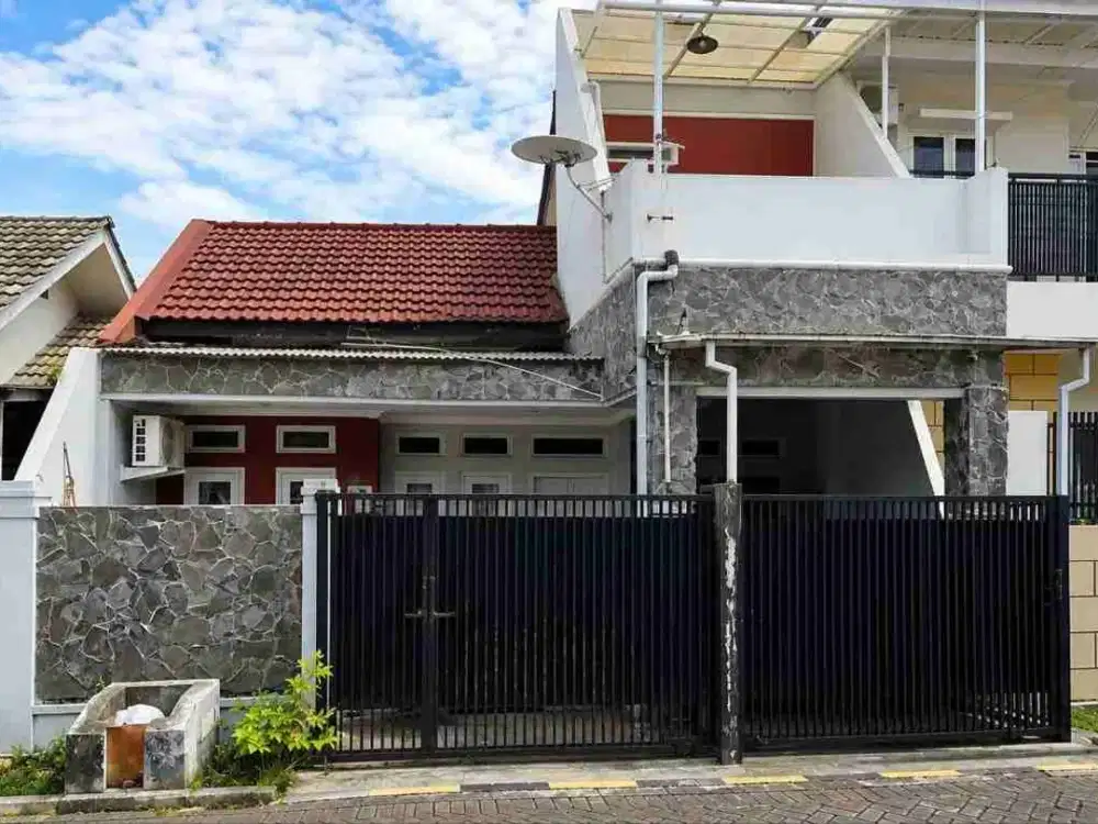 Dijual Rumah Rungkut Mapan Barat dekat MERR