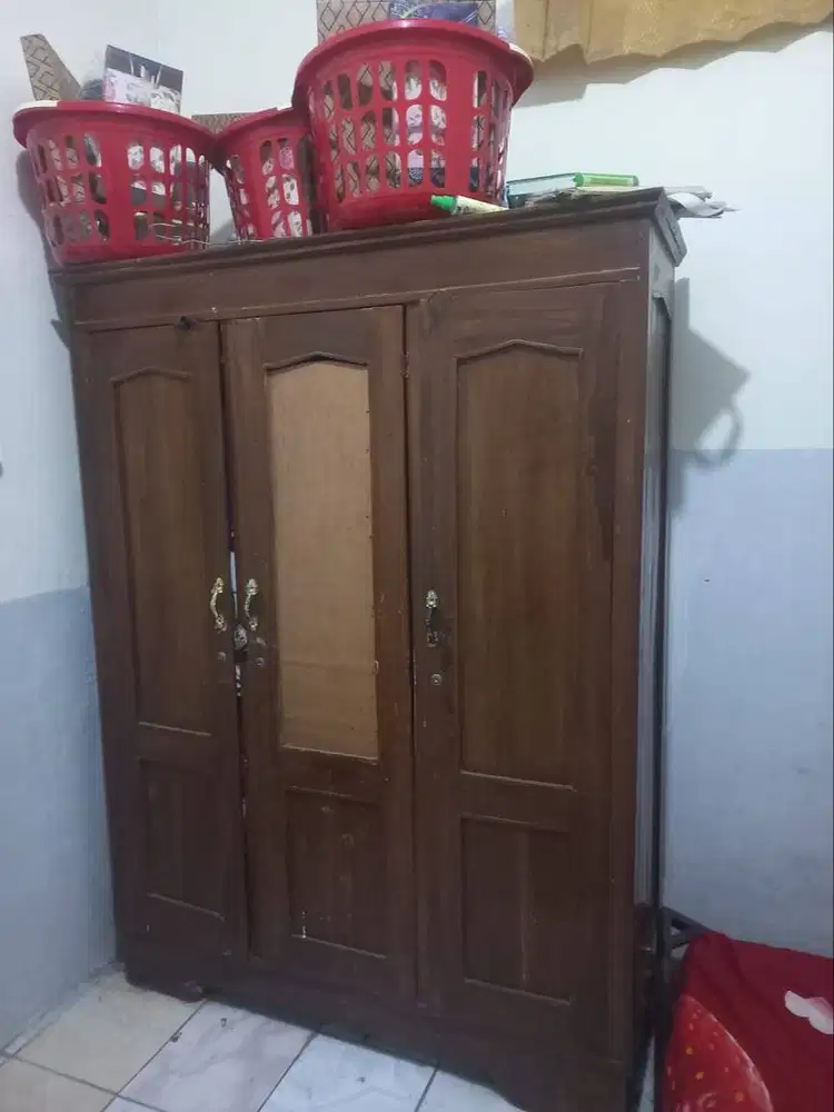 Lemari 2 pintu kayu jati