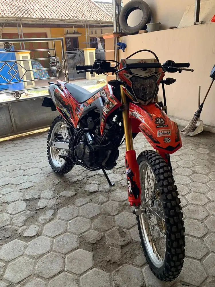 Crf 150L 2018 lengkap hidup mulus