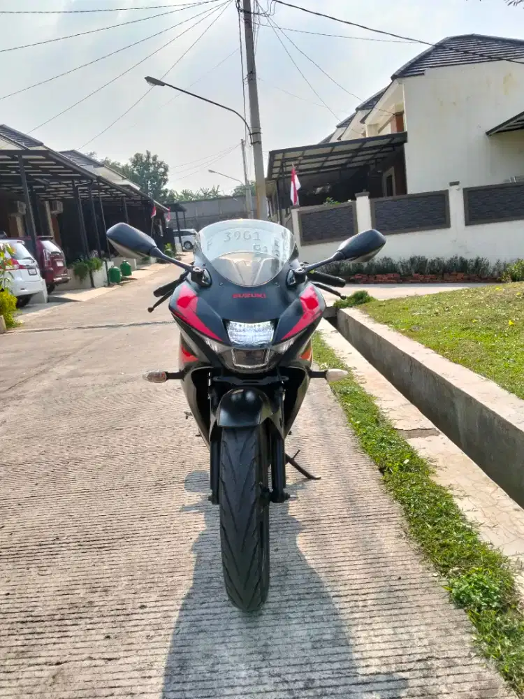 Jual motor kesayangan GSX 150