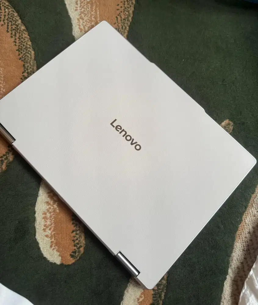 DIJUAL LENOVO YOGA 7 2in1 ULTRA 7 256V LIKE NEW 99%