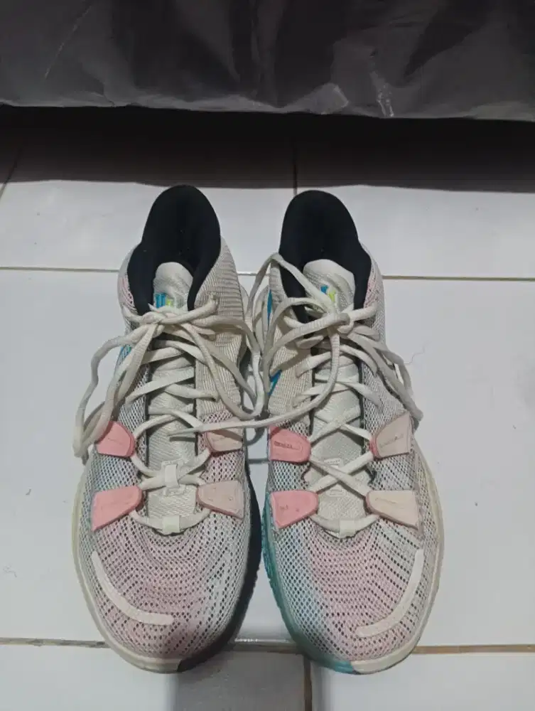 Dijual Sepatu Basket Nike Kyrie 7 Second mantap