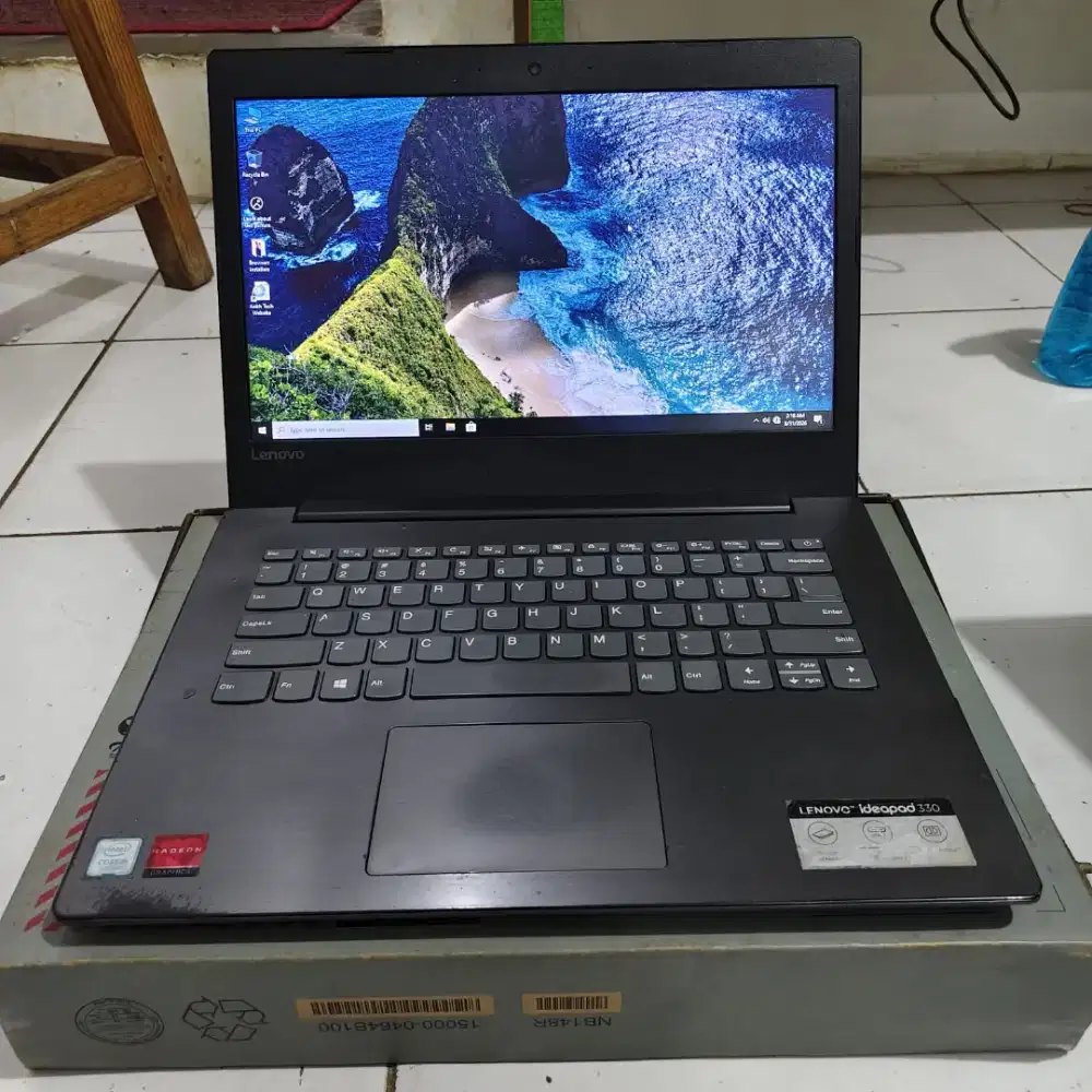 Laptop Lenovo Ideapad V330