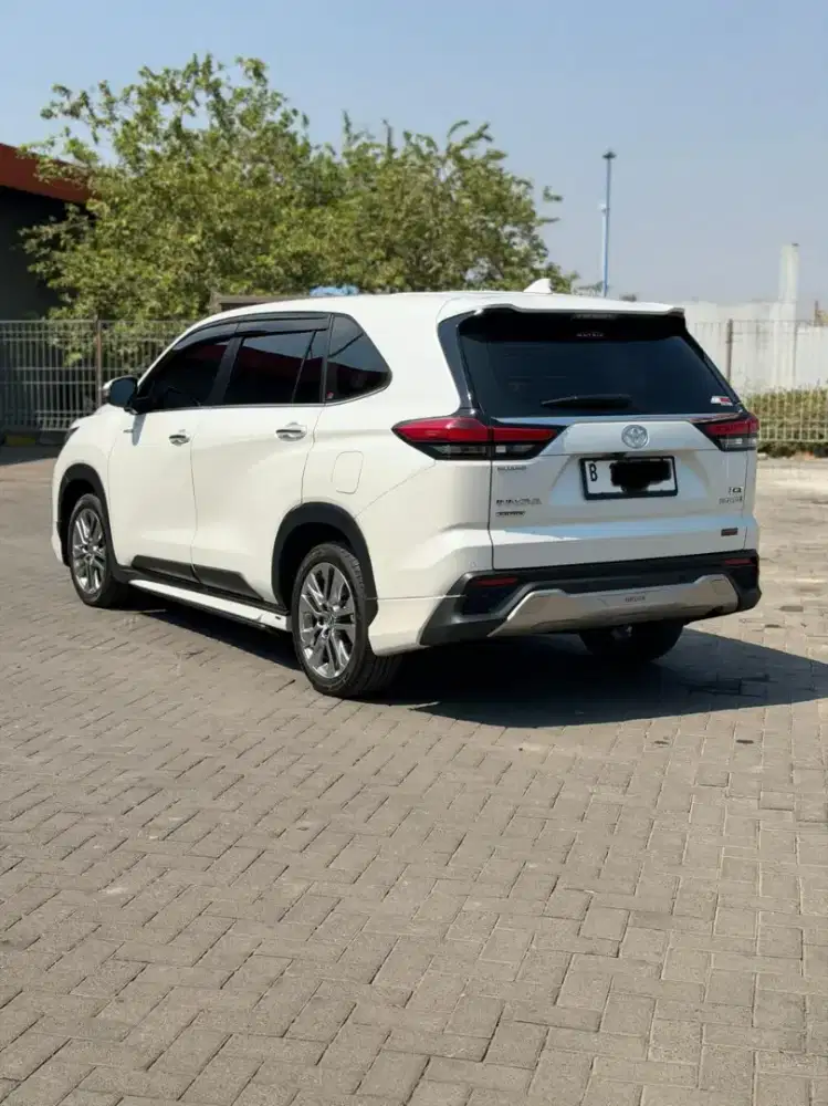 INNOVA ZENIX Q HAYBRID 2025