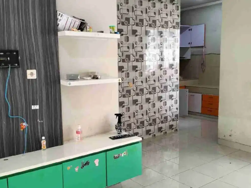 Disewakan Rumah Rapi Kamar 2+1 di Premier Park 2 Modernland Tangerang