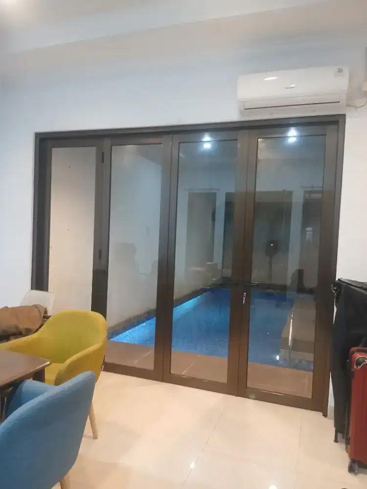 Pintu lipat Aluminium/geser