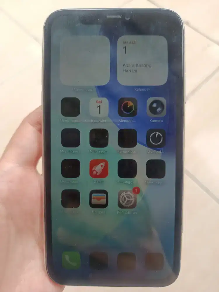 Iphone 11 128GB Lengkap Dus Ex IBOX Face ID Sinyal Aman Batre Stuck 1%