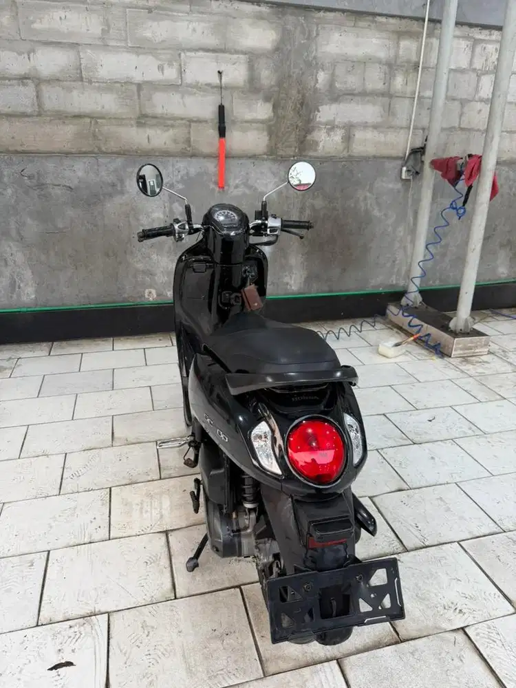 HONDA SCOOPY 2021 BLACK