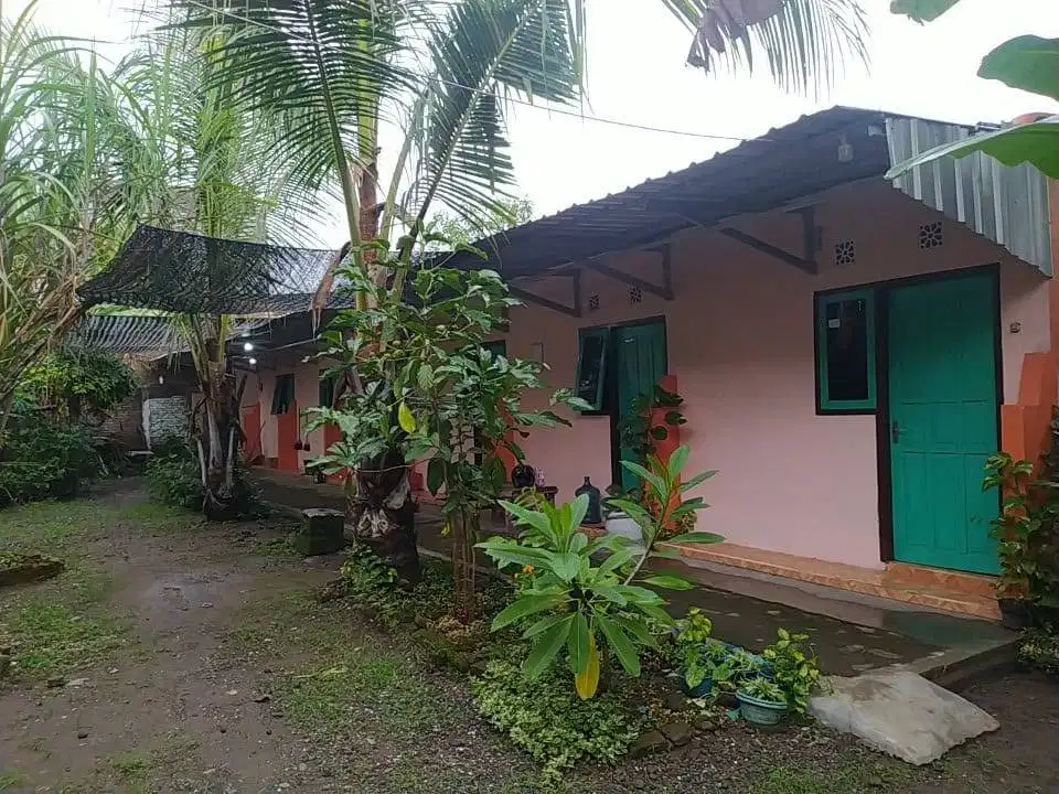 Di jual cepat kos-kosan yang sudah terisi/berpenghuni
