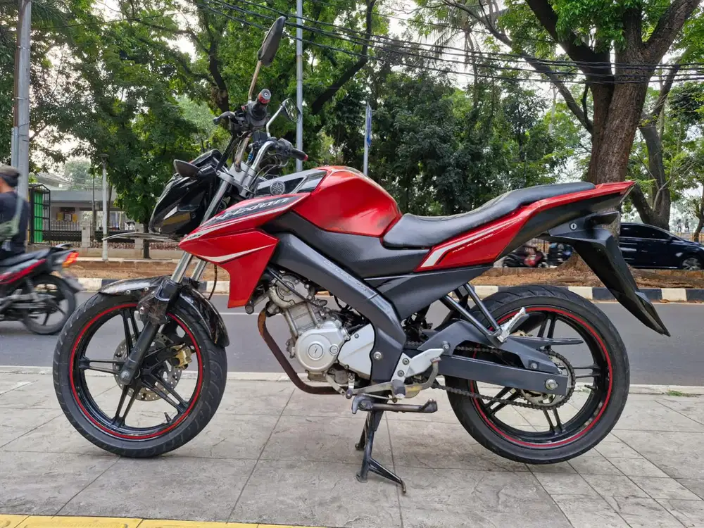 DIJUAL CASH YAMAHA VIXION KS THN 2013 PJK OFF SIAP PAKAI