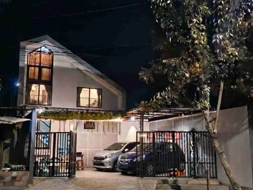 JUAL RUMAH STRATEGIS DEKAT HOTEL HERLINGGA JAYA BLITAR