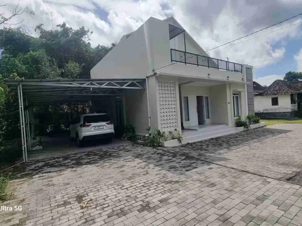 DIJUAL RUMAH LUAS NYAMAN DAN SEJUK DI JL PALAGAN TENTARA PELAJAR.