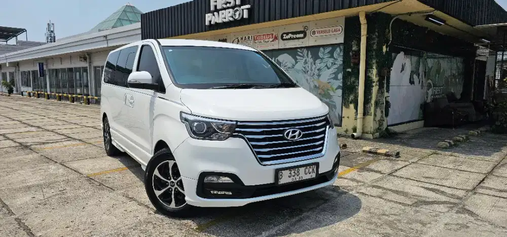 Hyundai H1 Royale 2021 tgn 1 full original km 50rb record