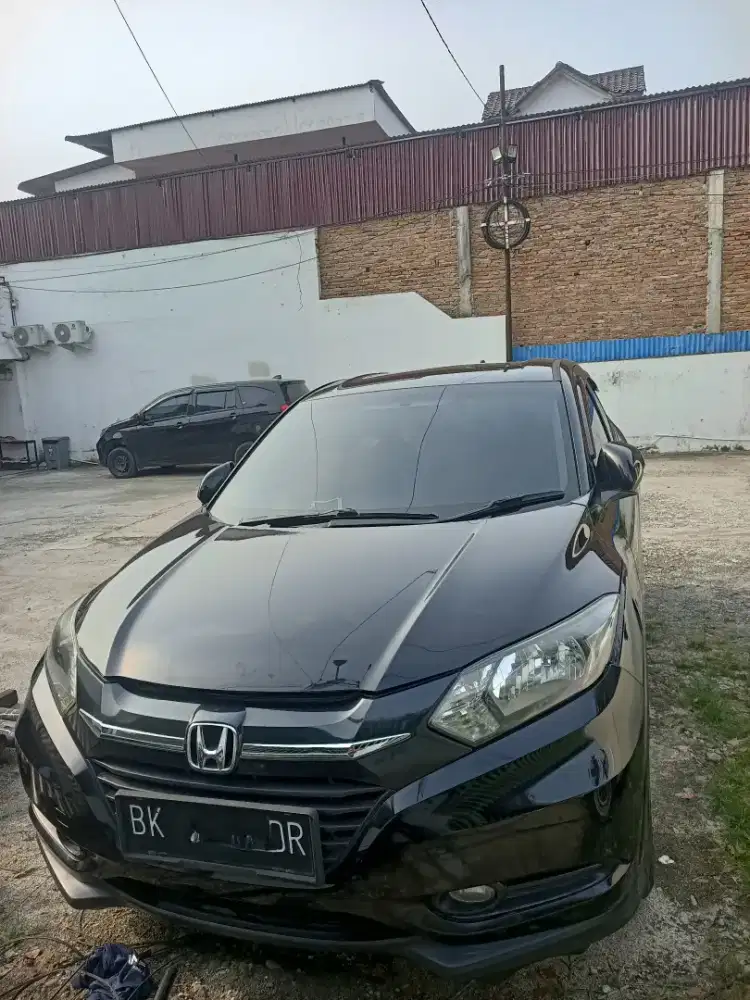 Dijual mobil Honda HRV E Matic,Nego tipis